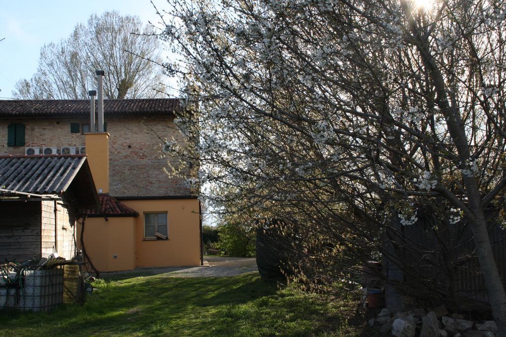 I Guardiani Bed & Breakfast Carlino Екстериор снимка